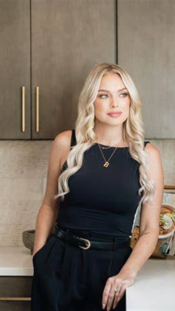 This Pinterest pin titled "The Bottom Line It's Not About the Number.jpg" features a woman in a chic, all-black outfit, showcasing a refined look. This pin offers a refreshing perspective on women's fashion, emphasizing that creating a Capsule Wardrobe is not about adhering to a strict number of pieces. Instead, it highlights the importance of personal style and intention, encouraging you to focus on quality and versatility over rigid limitations when building your closet.